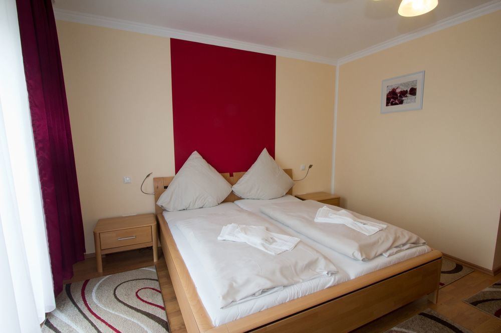 Hotel Adria Stuben Urbar  Extérieur photo