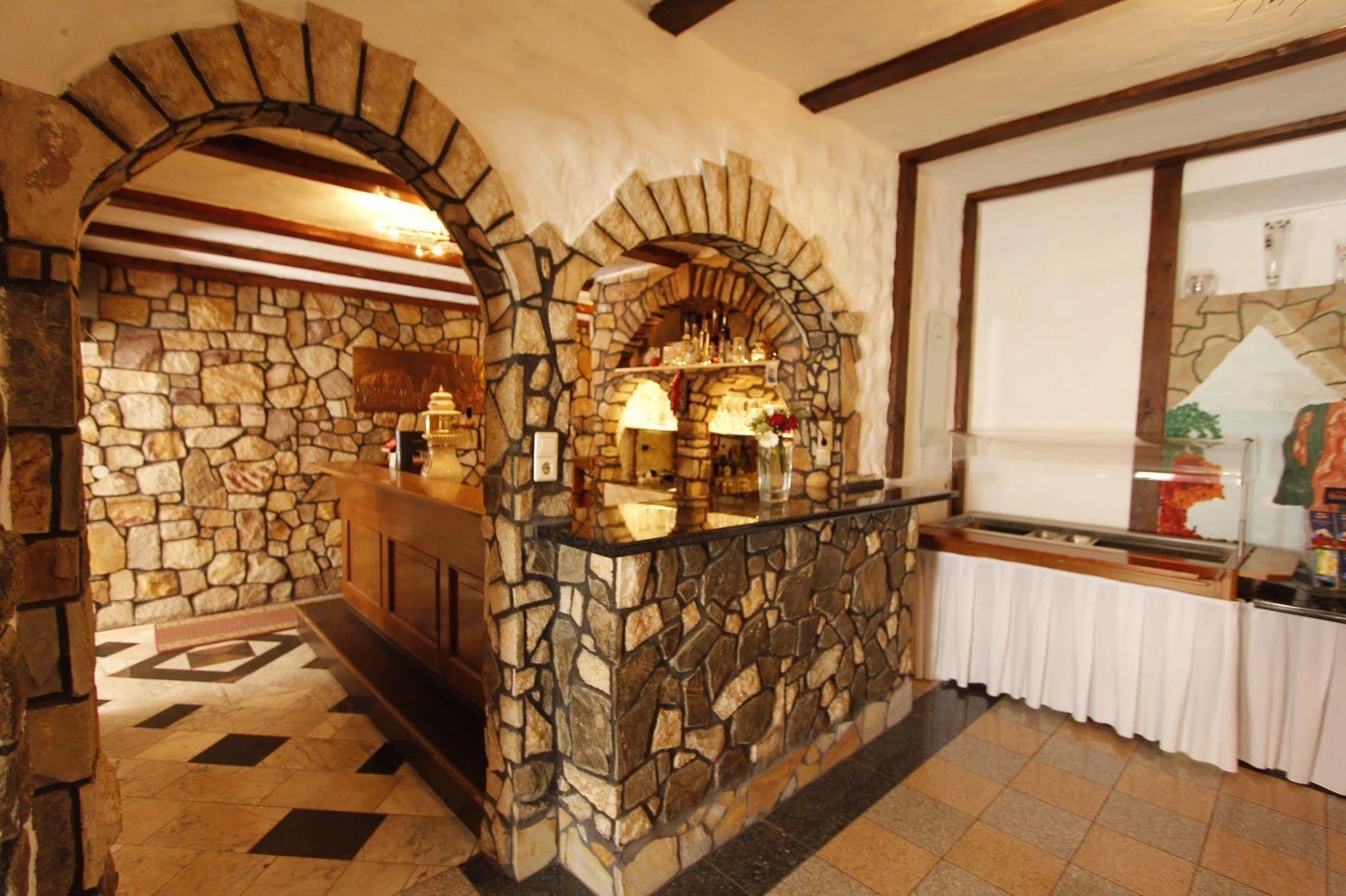Hotel Adria Stuben Urbar  Extérieur photo