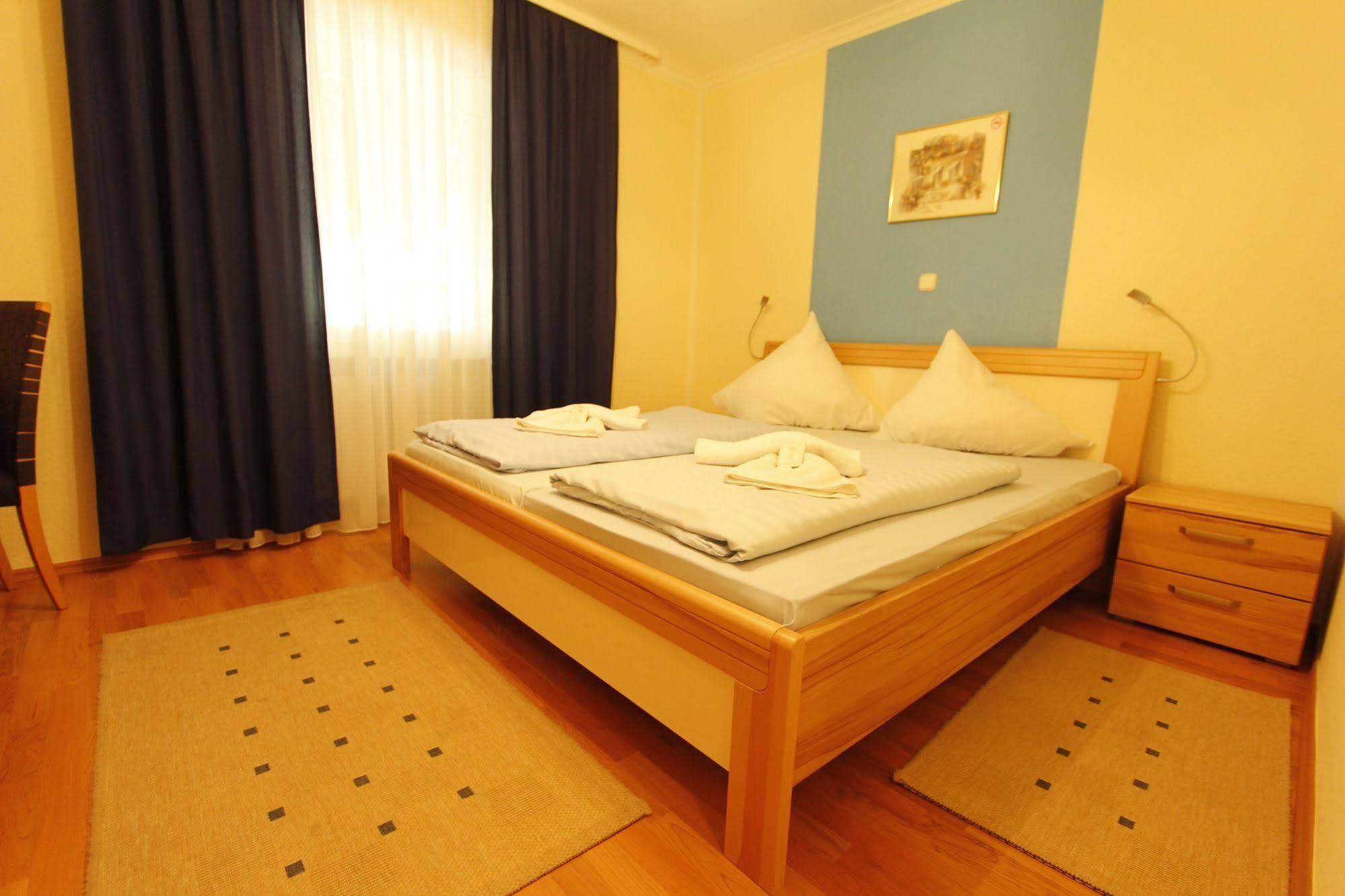 Hotel Adria Stuben Urbar  Extérieur photo
