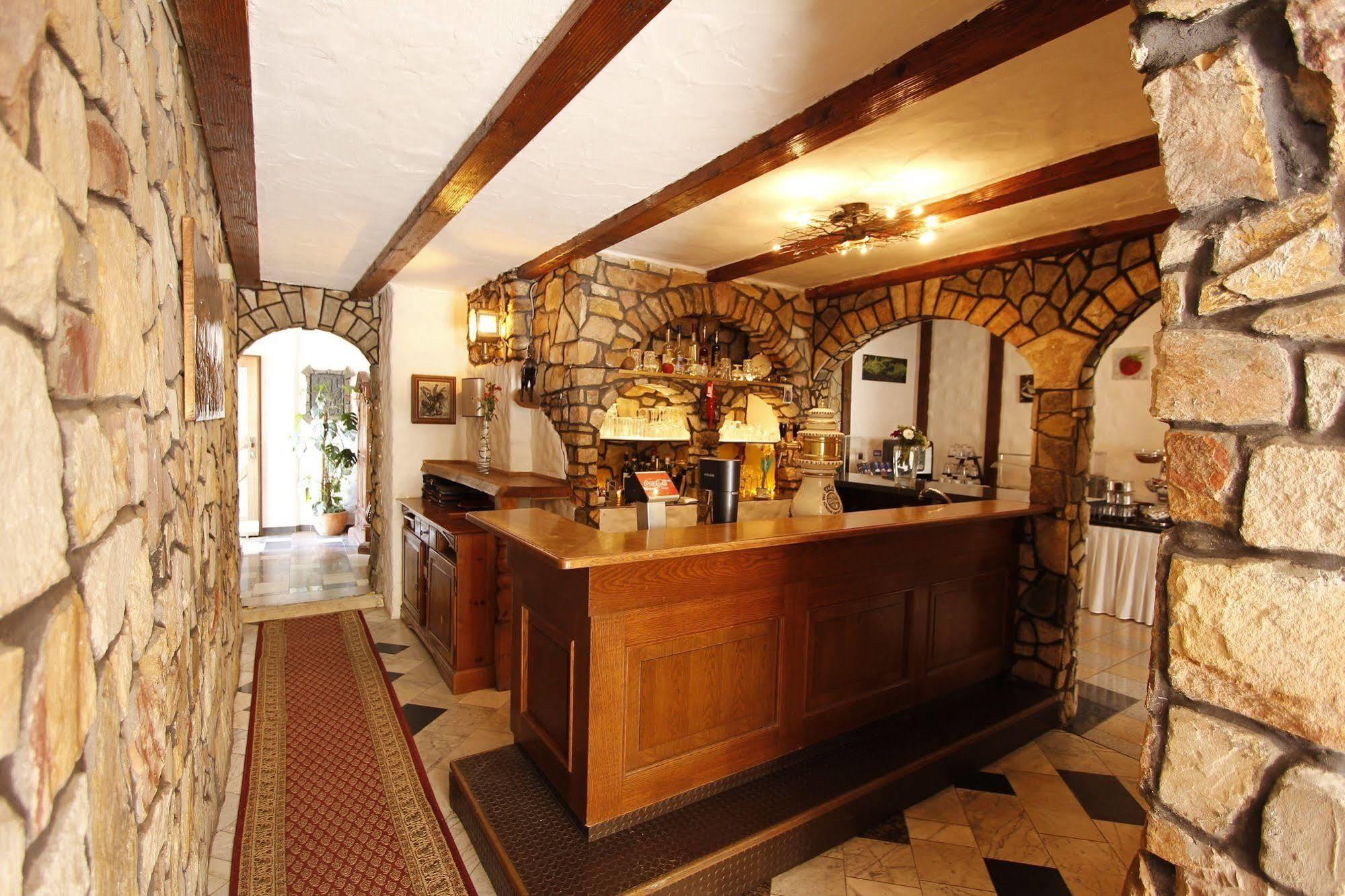 Hotel Adria Stuben Urbar  Extérieur photo
