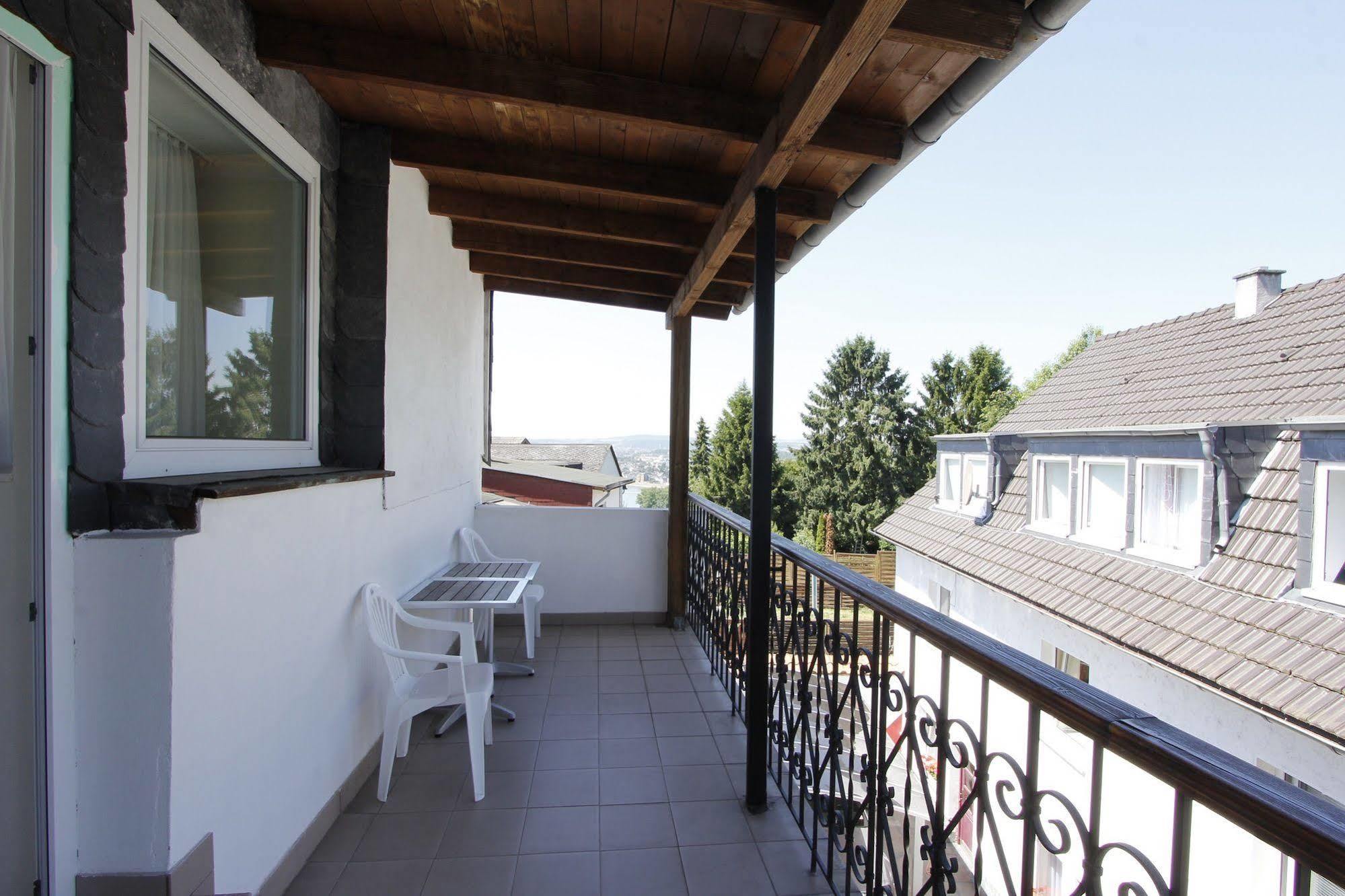 Hotel Adria Stuben Urbar  Extérieur photo